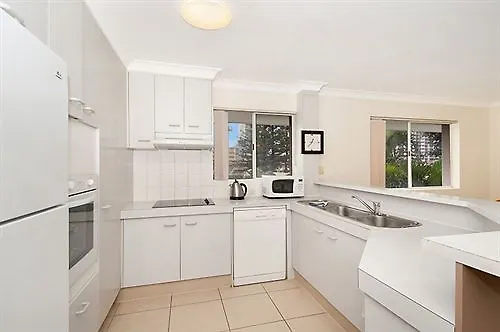 Resort Surfers Tropique Holiday Apartments Gold Coast